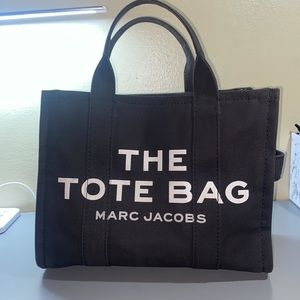 Marc Jacobs The Tote Bag Black Crossbody Medium Bag 💼🖤